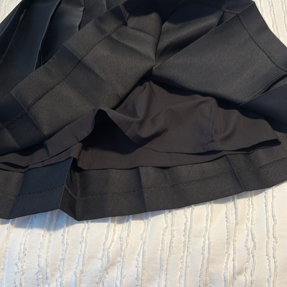 EUC Ann Taylor Skirt - 4P - Picture 12 of 13
